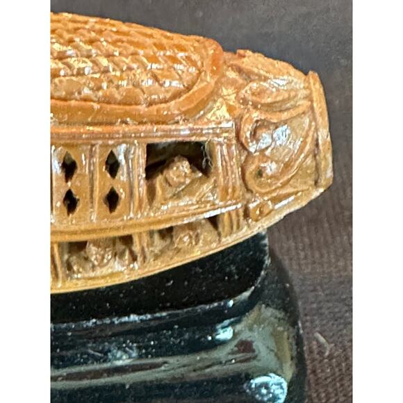 Vintage Asian Carved Olive Fruit Pit Boat‎ Sculpture with Stand Mini Figurine - Picture 10 of 11